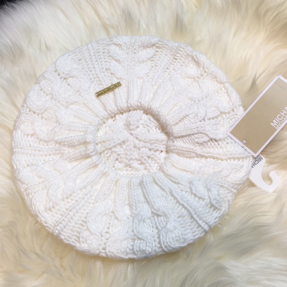 Michael Kors Cream Beret - Picture 3 of 5